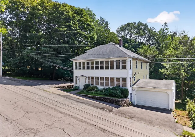2nd image of 52 Bancroft St, Gardner, MA 01440 | MLS# 73556167