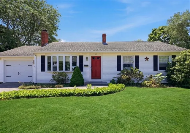Homes for sale in Dartmouth, MA | 17 Green Dr, Dartmouth, MA 02747 | MLS# 73548556