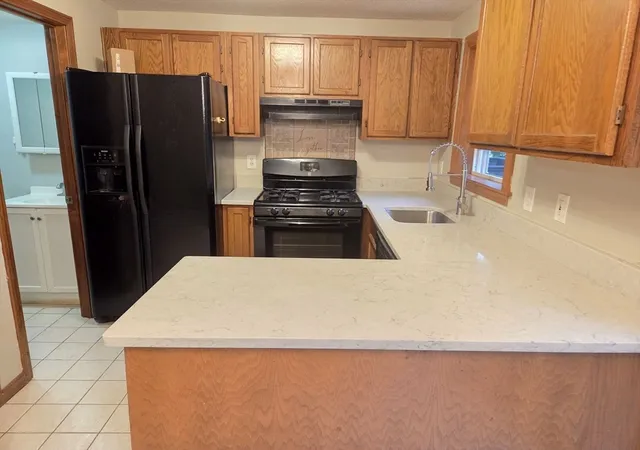 5th image of 80 Smith St #2A, Lowell, MA 01851 | MLS# 73567089