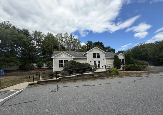 Photo 2 of Sale Pending at 7 Hartswood Dr #41, Haverhill, MA 01830 | MLS# 73568018 | Listing updated on 2026-09-09
