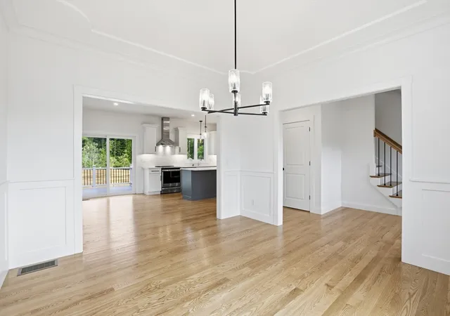 3rd image of 294 Salem Road, Dracut, MA 01826 | MLS# 73533173