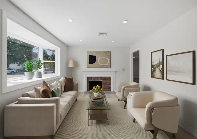 2nd image of 154 Maple Street, Lexington, MA 02420 | MLS# 73563225