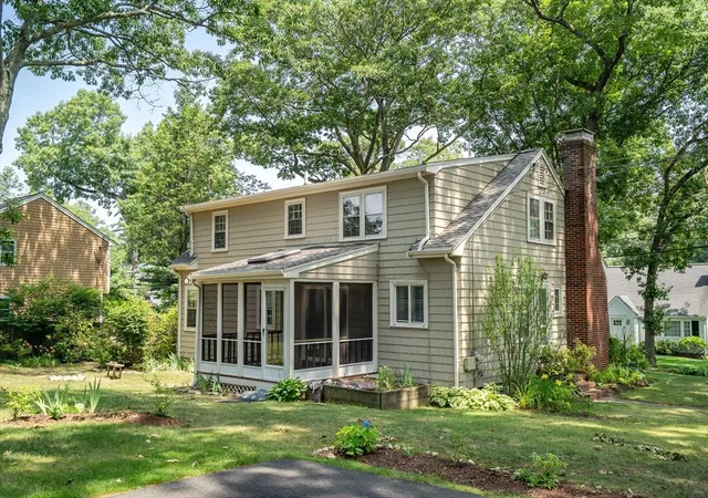 Photo 4 of Sale Pending at 148 Cedar St, Lexington, MA 02421 | MLS# 73547337 | Listing updated on 2026-09-14