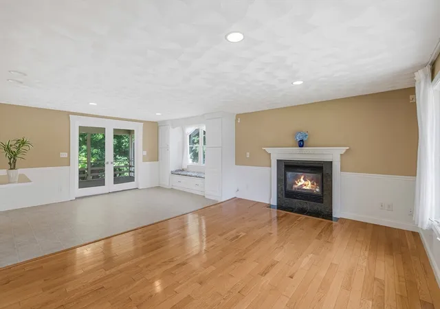 Homes for sale in Chelmsford, MA | 14 Raymond Rd, Chelmsford, MA 01824 | MLS# 73529840