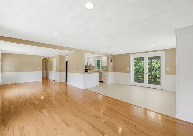 Homes for sale in Chelmsford, MA | 14 Raymond Rd, Chelmsford, MA 01824 | MLS# 73529840