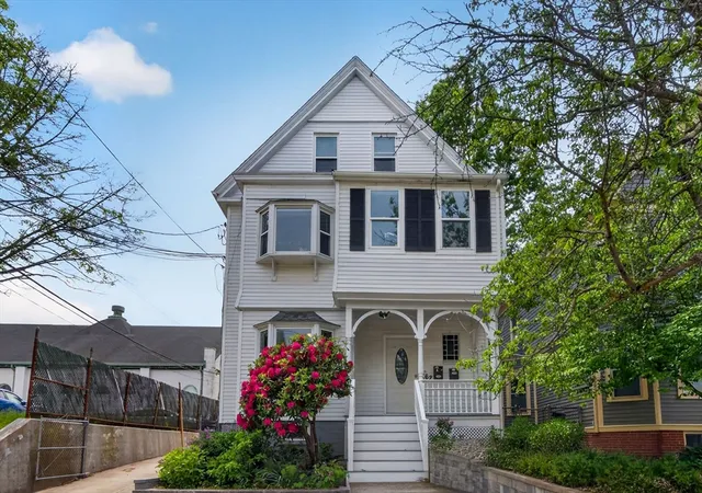 Homes for sale in Somerville, MA | 62 Hudson St #1, Somerville, MA 02143 | MLS# 73547413