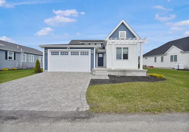 Homes for sale in Rehoboth, MA | 31 Sophia Dr, Rehoboth, MA 02769 | MLS# 73500920