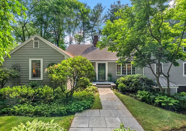 1st image of 44 Old Rd, Weston, MA 02493 | MLS# 73543866
