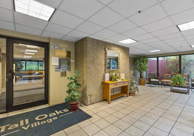 2nd image of 55 Tall Oaks Dr #705, South Weymouth, MA 02190 | MLS# 73564144