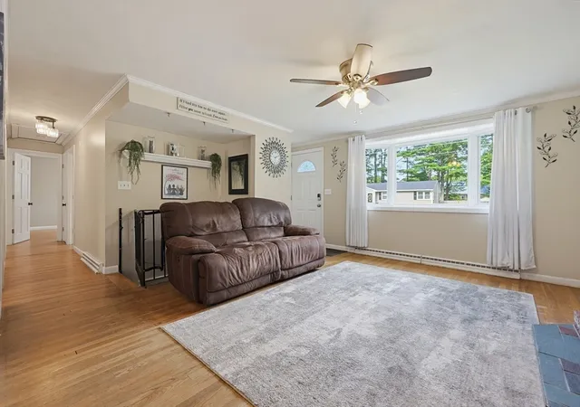 3rd image of 8 Pontiac Rd, Walpole, MA 02081 | MLS# 73568318
