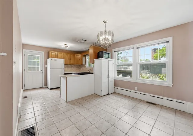 Homes for sale in North Andover, MA | 30 Bunkerhill St #30, North Andover, MA 01845 | MLS# 73536899