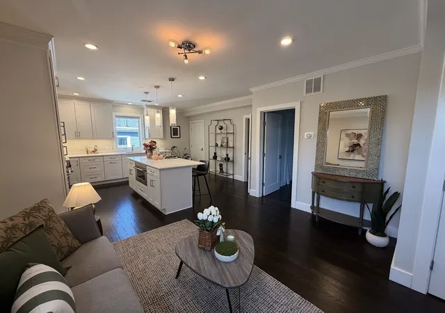3rd image of 57 Hurley St, Cambridge, MA 02141