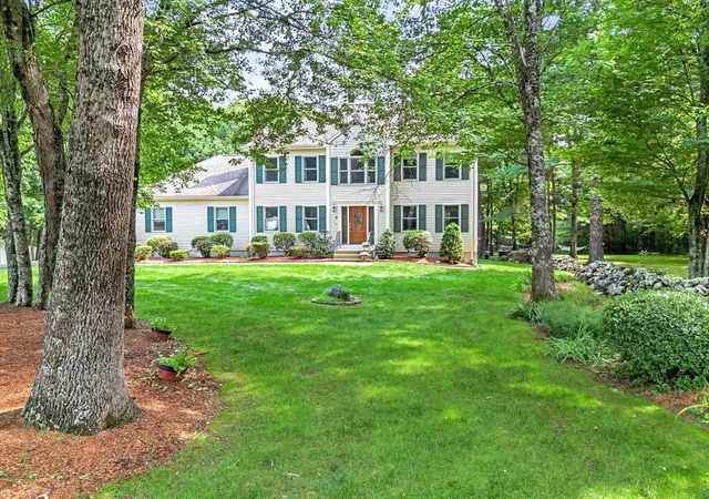39th image of 8 Vincent Rd, Mendon, MA 01756 | MLS# 73567700