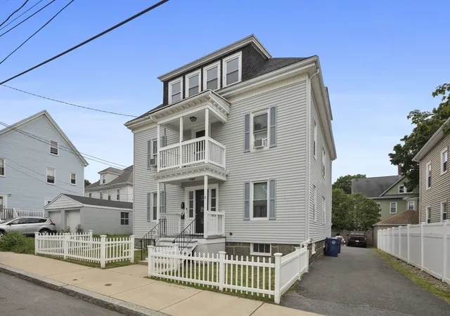 Homes for sale in Salem, MA | 17 Forest Ave, Salem, MA 01970 | Houzeo