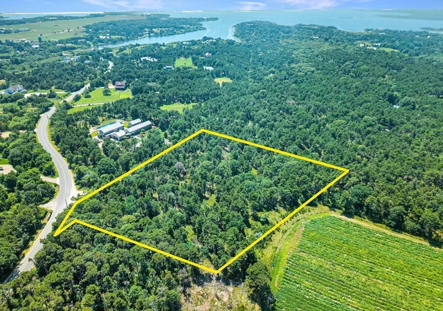Land for sale at 8 Turkeyland Cvs Rd, Edgartown, MA 02539 | MLS# 73565039