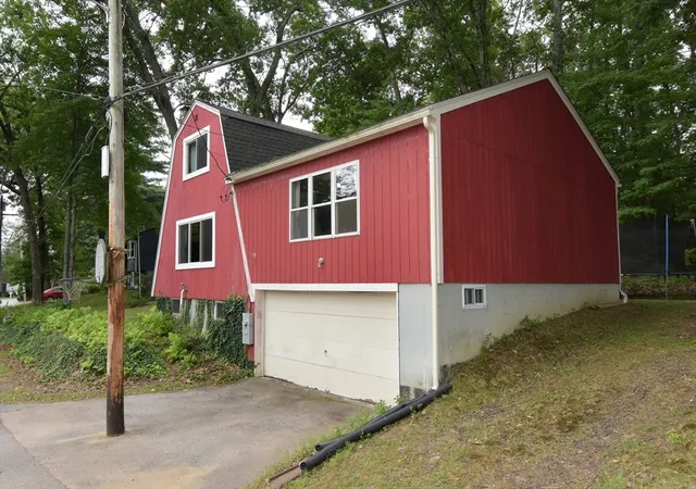 2nd image of 36 Hunter Ave, Hudson, MA 01749 | MLS# 73556733