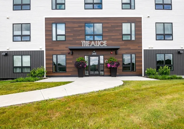 Homes for sale in Wilmington, MA | 203 Lowell St #119, Wilmington, MA 01887 | MLS# 73524375