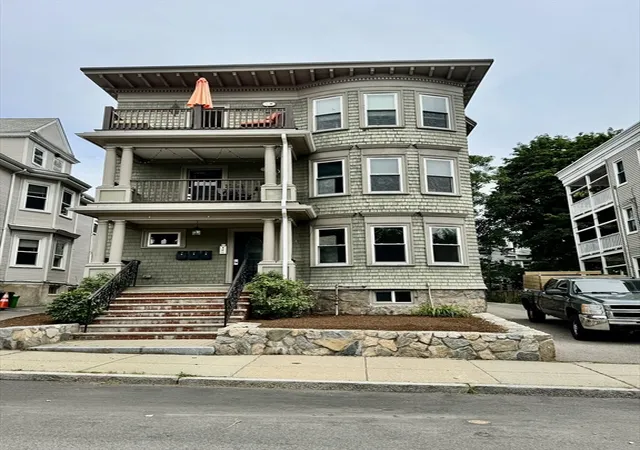 Homes for sale in Boston, MA | 33 Farquhar St #1, Boston, MA 02131 | MLS# 73546739