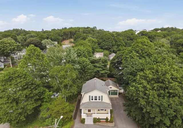 3rd image of 6 Findlay Street, Wakefield, MA 01880 | MLS# 73547567