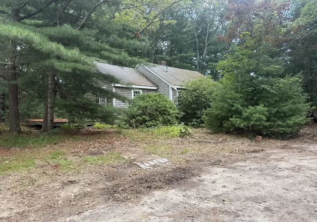 1st image of 1081 B Main St, Cotuit, MA 02635 | MLS# 73561572