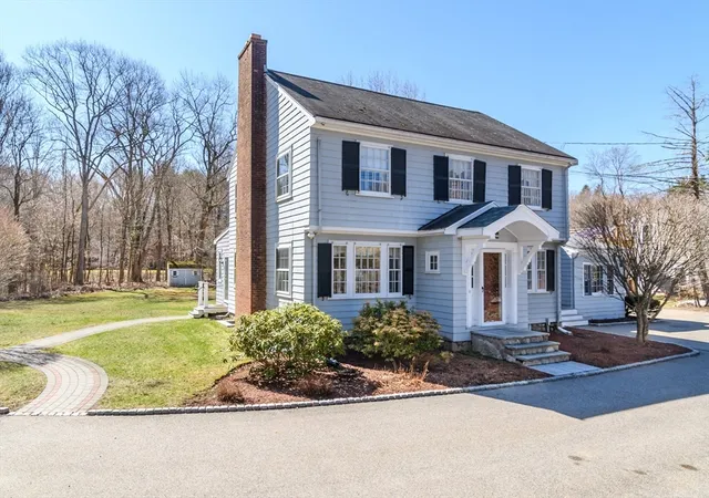 1st image of 786 Boston Post Rd, Weston, MA 02493 | MLS# 73499941