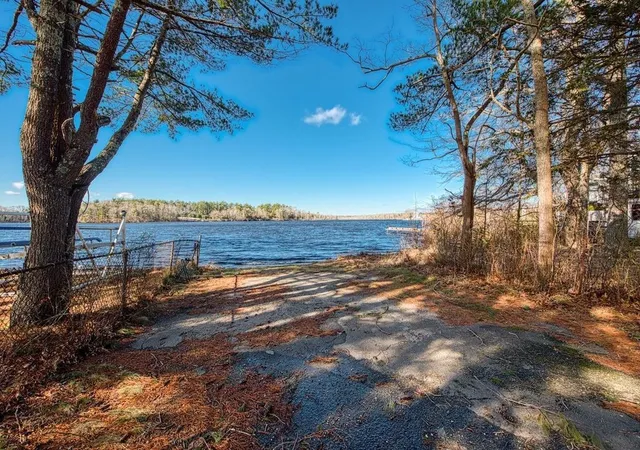 5th image of 22 Ocean Ave, Hanson, MA 02341 | MLS# 73493713