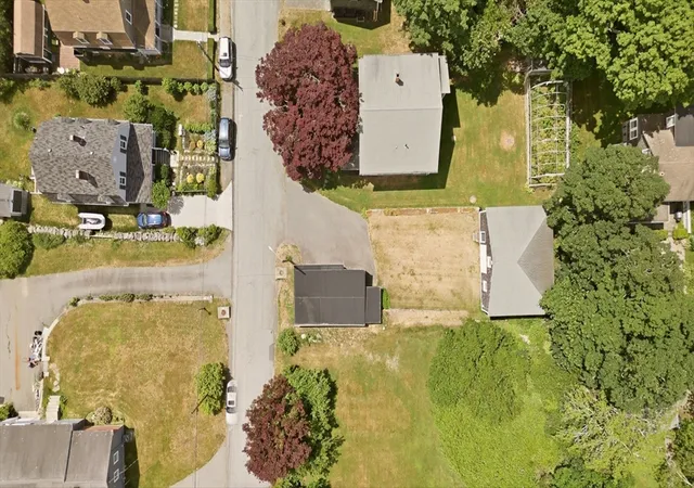 42nd image of 22 South Avenue, Tiverton, RI 02878 | MLS# 73561003
