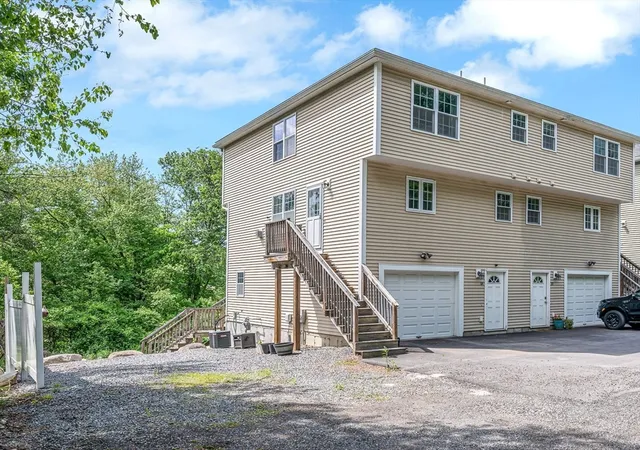 Homes for sale in Chelmsford, MA | 18 Bartlett Ave #18, Chelmsford, MA 01824 | MLS# 73533410