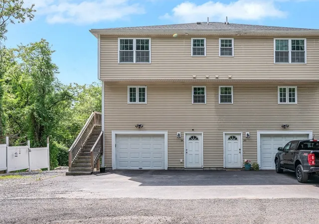 Homes for sale in Chelmsford, MA | 18 Bartlett Ave #18, Chelmsford, MA 01824 | MLS# 73533410