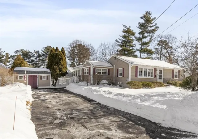 3rd image of 6 Starlight Avenue, Chelmsford, MA 01824 | MLS# 73476283