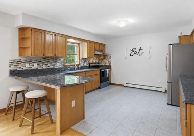 Homes for sale in Hopkinton, MA | 28 Lincoln St, Hopkinton, MA 01748 | MLS# 73525091