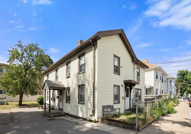 Homes for sale in Newton, MA | 35 Middle St, Newton, MA 02458 | MLS# 73546647