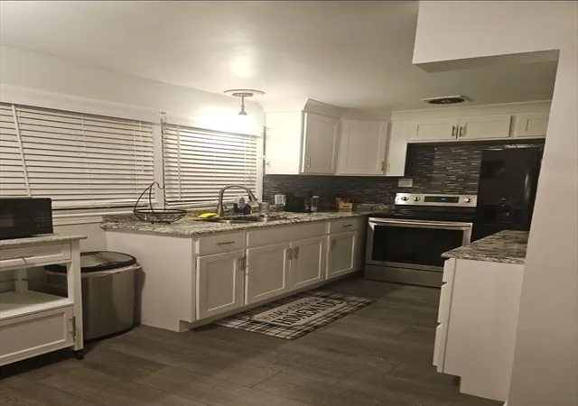 Photo 3 of Single family home for sale at 369 Breckwood Blvd, Springfield, MA 01109 | MLS# 73570131 | Listing updated on 2026-09-11
