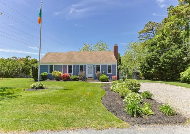 Homes for sale in Yarmouth Port, MA | 11 Mary David Rd, Yarmouth Port, MA 02675 | MLS# 73534411