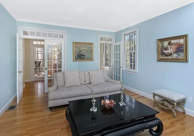 5th image of 28 Meachen Lane, Sudbury, MA 01776 | MLS# 73559325