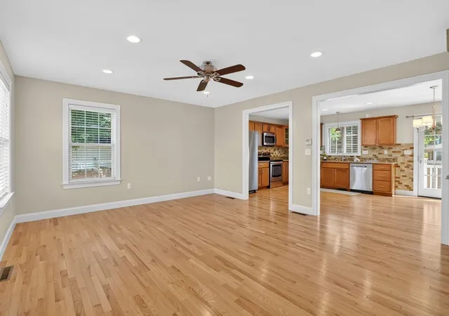 3rd image of 8-10 Begley St #10, Agawam, MA 01001 | MLS# 73535425