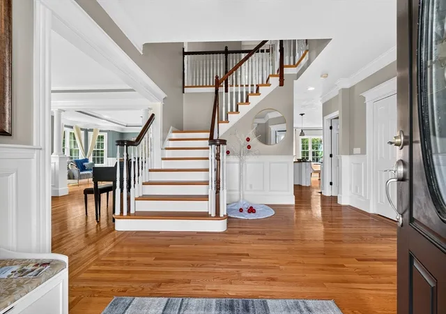 Photo 3 of Single family home for sale at 21 Ashwood Cir, Shrewsbury, MA 01545 | MLS# 73558353 | Listing updated on 2026-09-12