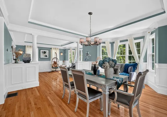 Photo 3 of Single family home for sale at 21 Ashwood Cir, Shrewsbury, MA 01545 | MLS# 73558353 | Listing updated on 2026-09-12
