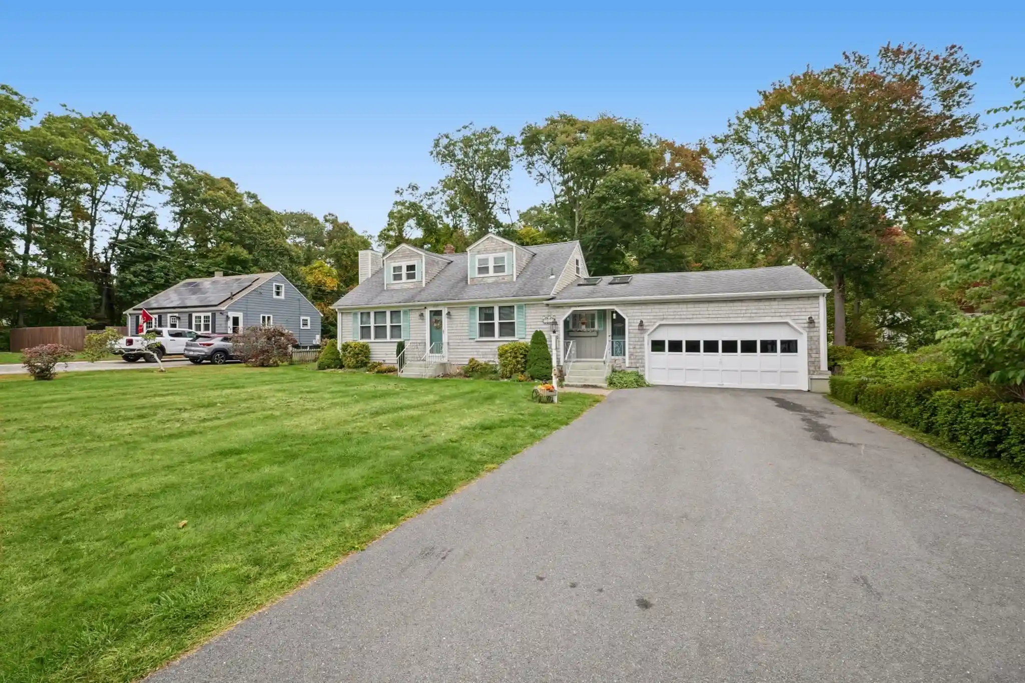 Photo 1 of Single family home for sale at 420 Crandall Rd, Tiverton, RI 02878 | MLS# 73590620 | Listing updated on 2026-10-28
