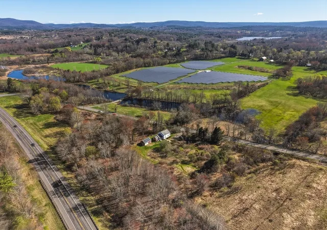 Homes for sale in Amherst, MA | 274 Sunderland Rd, Amherst, MA 01002 | MLS# 73507601