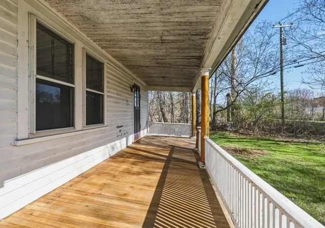 Homes for sale in Amherst, MA | 274 Sunderland Rd, Amherst, MA 01002 | MLS# 73507601