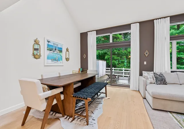 5th image of 93 Hillside Dr #93, Wayland, MA 01778 | MLS# 73555734