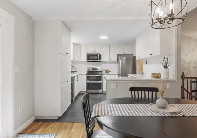 5th image of 597 Old Dunstable Rd, Groton, MA 01450 | MLS# 73559215