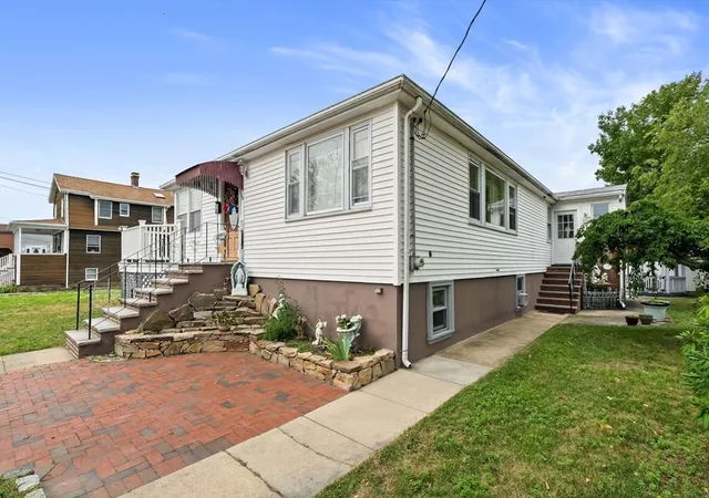 4th image of 101 Kenberma St, Hull, MA 02045 | MLS# 73550932