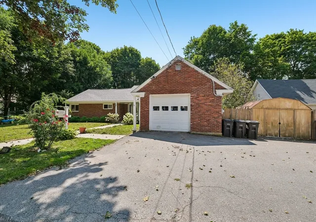 2nd image of 114 Rich St, Gardner, MA 01440 | MLS# 73564707