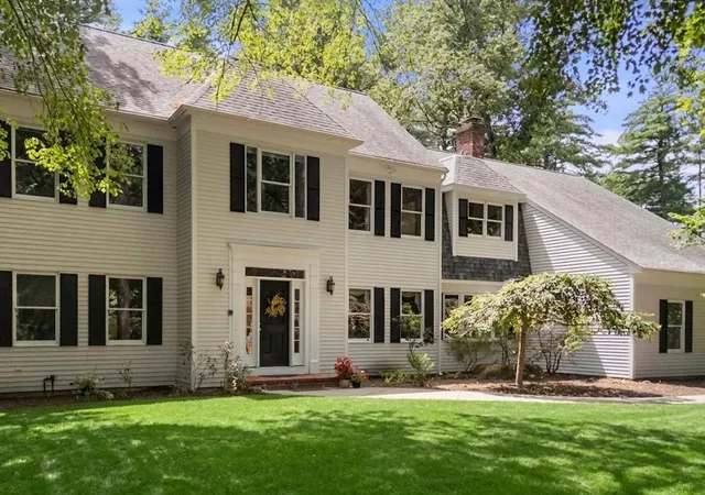 Photo 3 of Sale Pending at 36 Saddle Ridge Rd, Sudbury, MA 01776 | MLS# 73560542 | Listing updated on 2026-09-04