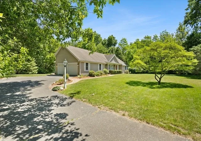 4th image of 68 Middleboro Ave, Taunton, MA 02780 | MLS# 73535984
