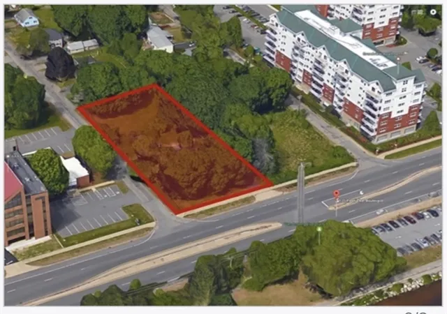 4th image of 535 Pawtucket Blv, Lowell, MA 01854 | MLS# 73552859