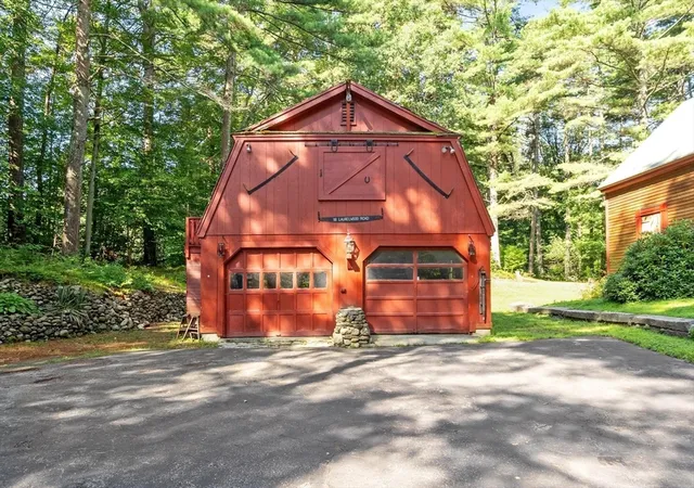 Photo 4 of Sale Pending at 38 Laurelwood Rd, Sterling, MA 01564 | MLS# 73560699 | Listing updated on 2026-10-07