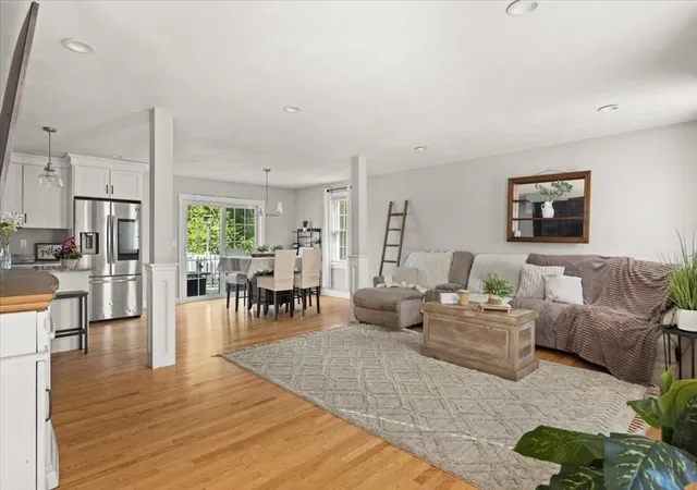 3rd image of 36 Cranesbill Rd, Taunton, MA 02780 | MLS# 73522352
